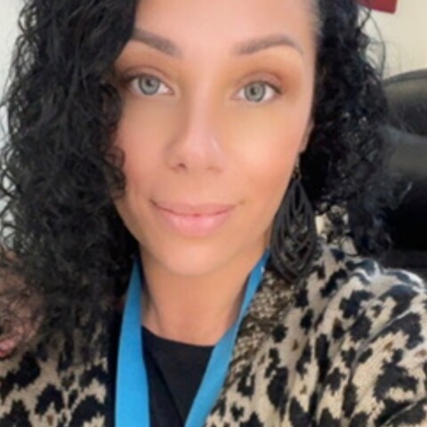 Christina Silva Headshot